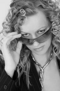 Schnupper-Fotoshooting Frauengesicht mit Sonnenbrille