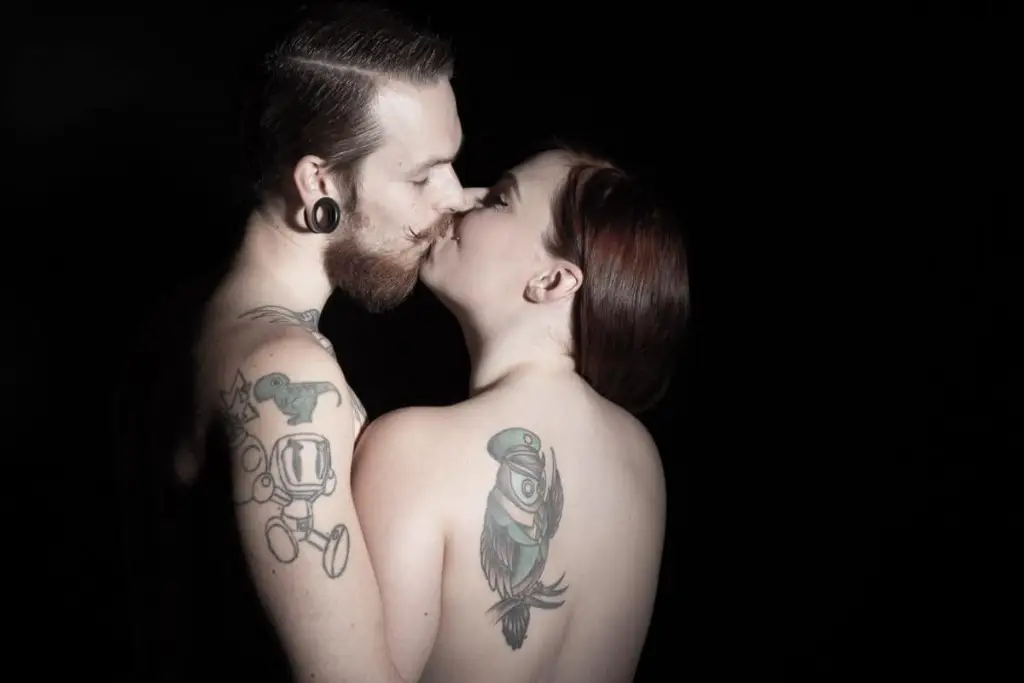 Akt-Partner-Fotoshooting im Fotostudio Keepsmile , Castrop-Rauxel (bei Dortmund)