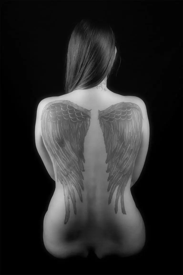 Fotoshooting Rückentattoo Fotostudio Keepsmile