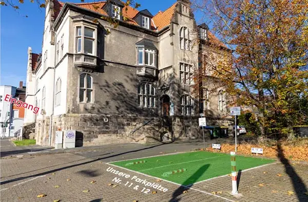 Bild von den Parkpl&auml;tzen 11 + 12 vom Fotostudio Keepsmile und Keepsmile Design, Castrop-Rauxel, am Alten Rathaus